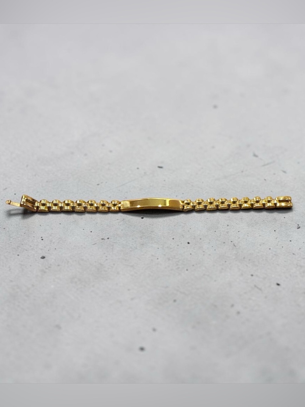 Plunder Gold Link Bracelet with ID Plate - Picture 2 of 4